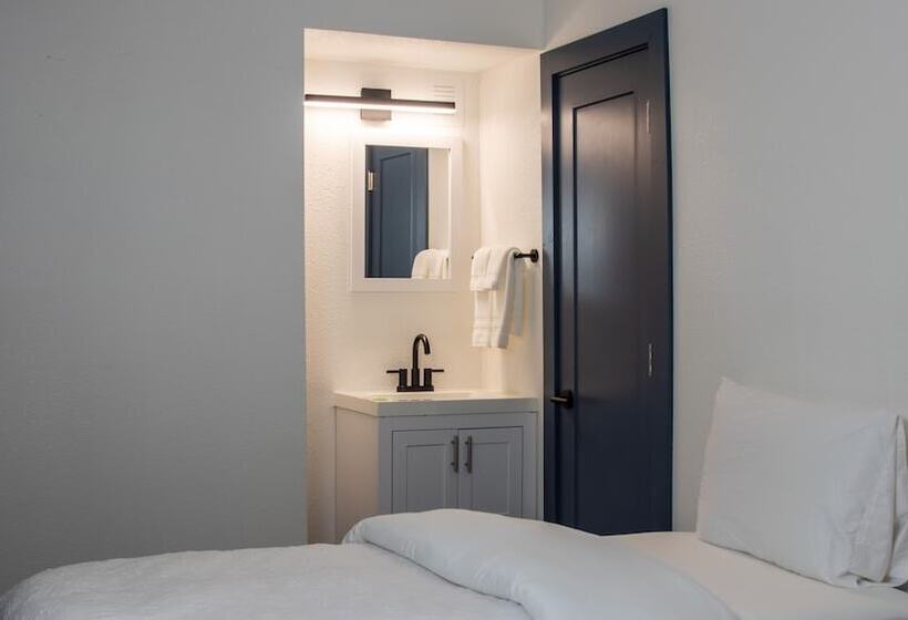 Отель Kendall Mountain Lodge