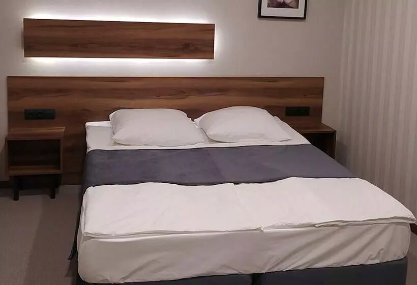 Smart Hotel Neo Tuapse