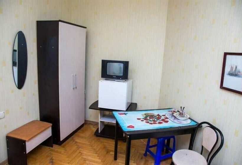 פנסיון Guest House  Alina On Lenin Street