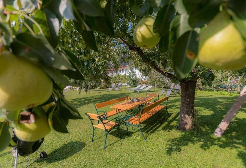 Apart Central – Premium Mountain&garden