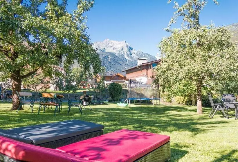 Apart Central – Premium Mountain&garden