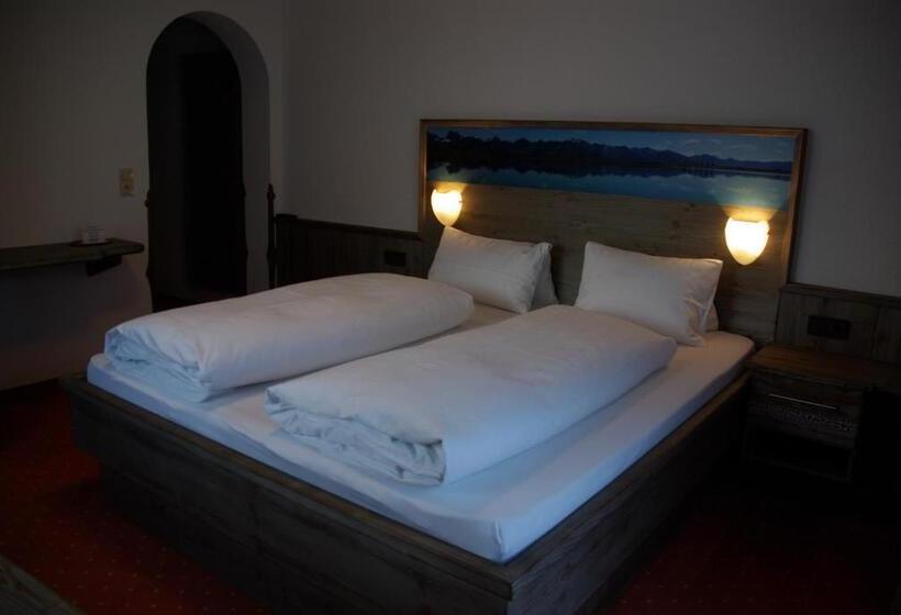 مبيت وإفطار Alpenhof Pension Garni