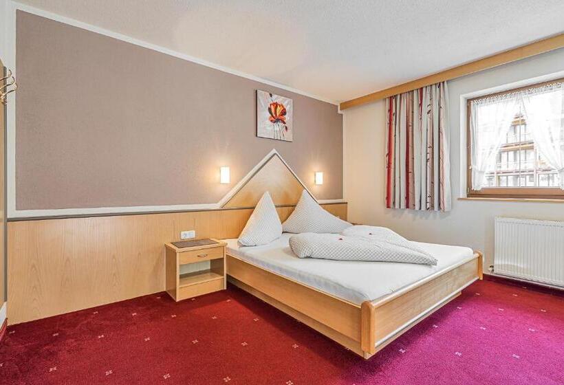 ベッドアンドブレックファースト Garni Vierjahreszeiten