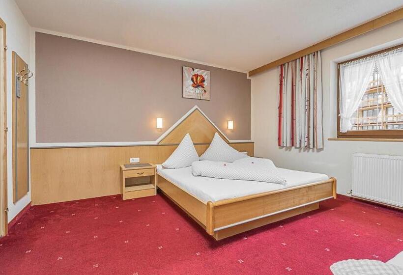 ベッドアンドブレックファースト Garni Vierjahreszeiten