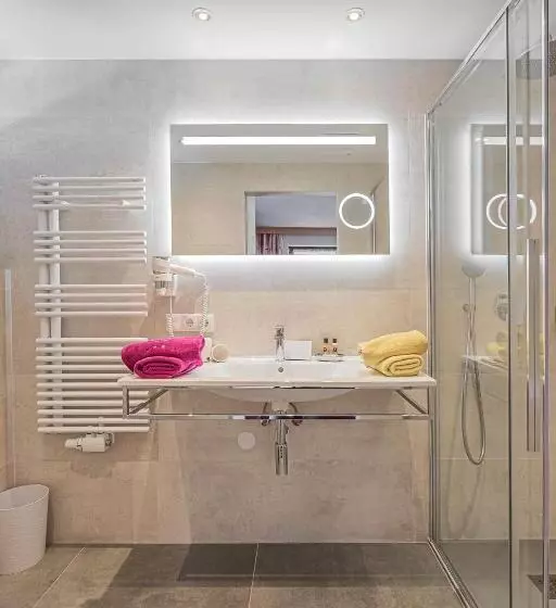 مبيت وإفطار Garni Vierjahreszeiten