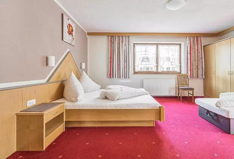 مبيت وإفطار Garni Vierjahreszeiten