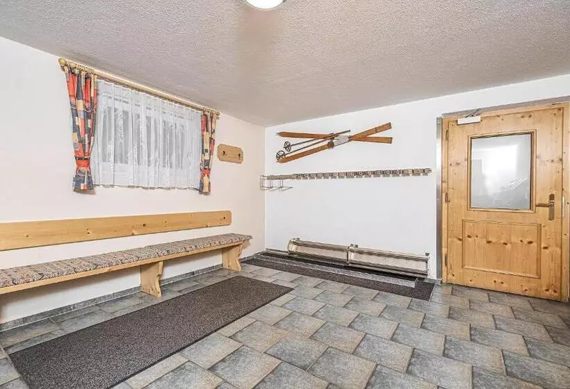 مبيت وإفطار Garni Vierjahreszeiten