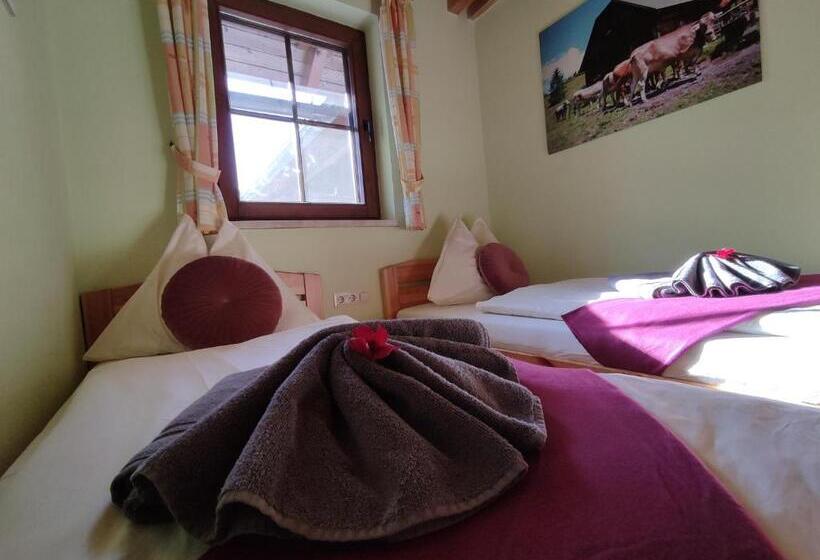 צימר Landhaus Seebacher