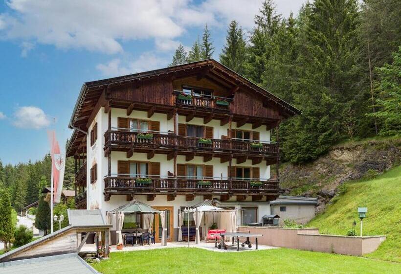 צימר Pension Englhof