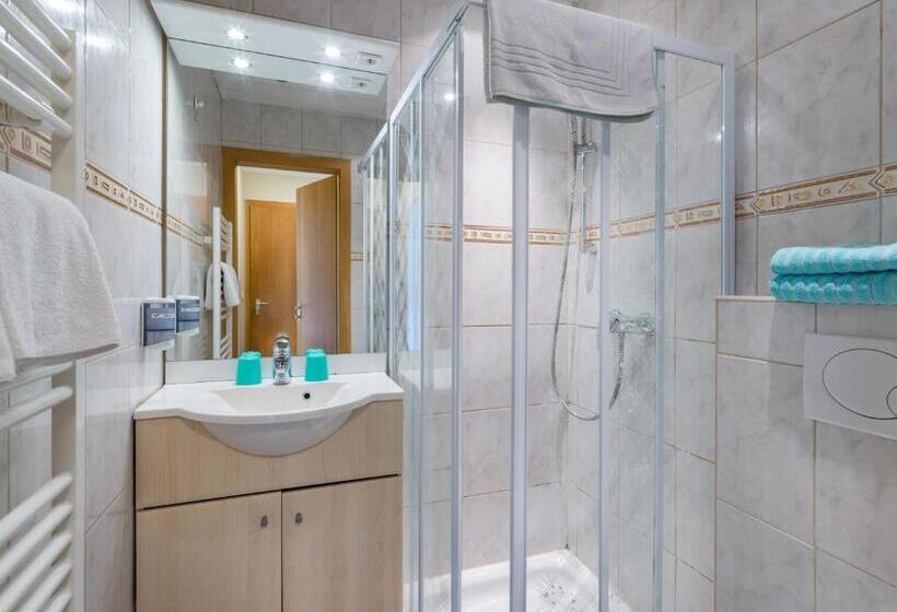 צימר Pension Englhof