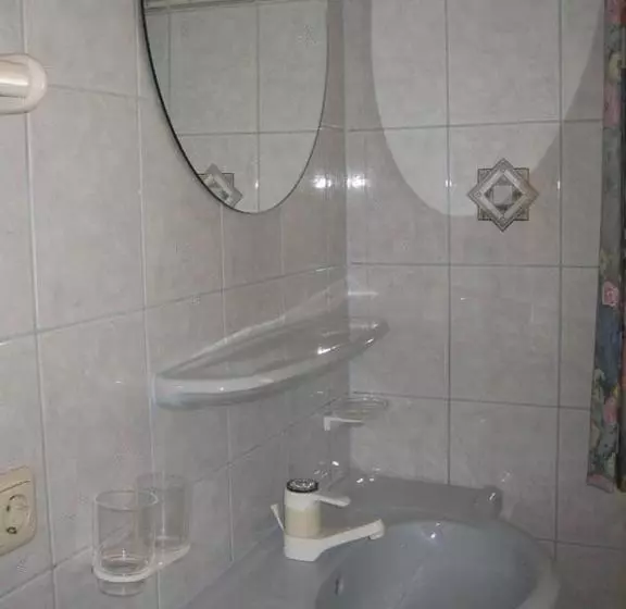 민박 Ferienhaus Waldner