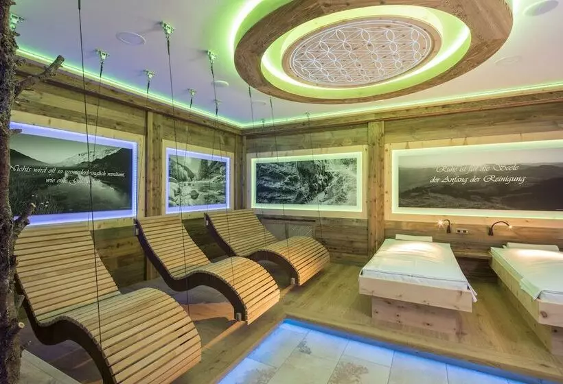 בית מלון כפרי Alphof Alpbach