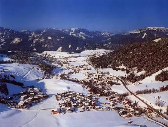 Отель Christina