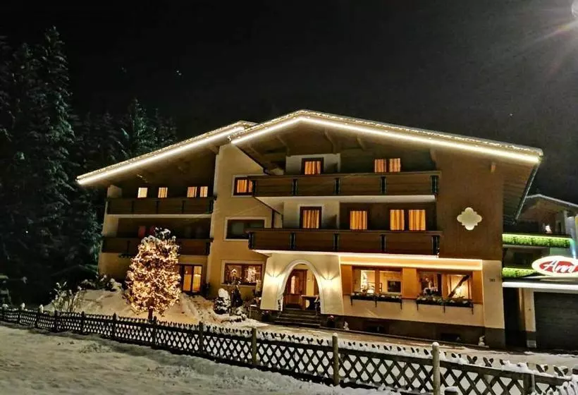 בית מלון כפרי Garni Anni