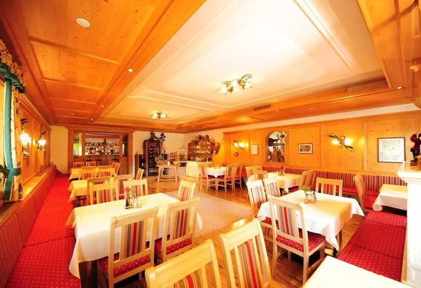 ホテル Gasthof Zum Schwanen