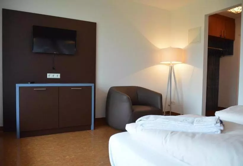 هتل Kolping Campus Krems