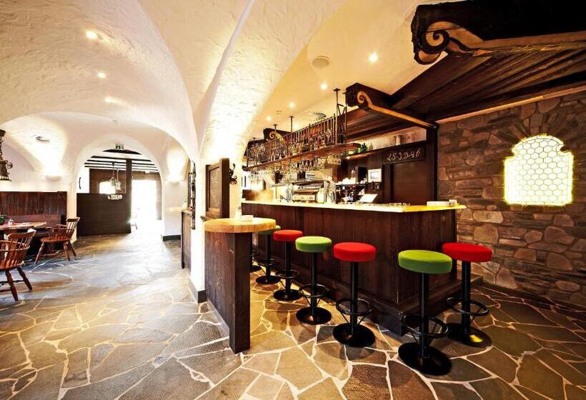 酒店 Saalbacher Hof