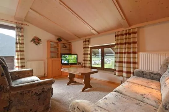 ベッドアンドブレックファースト Schnapflhof Pension