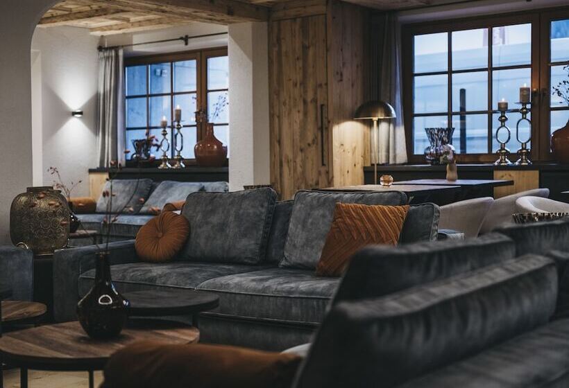 Отель Vaya Pfunds