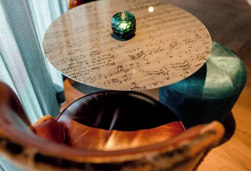 Motel One Salzburg Mirabell