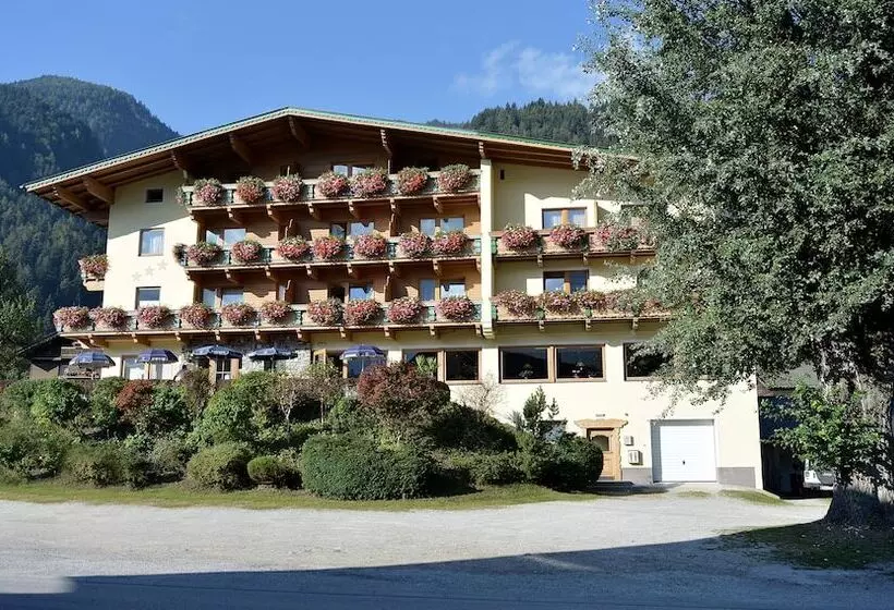 펜션 Gasthof Jäger Zillertal