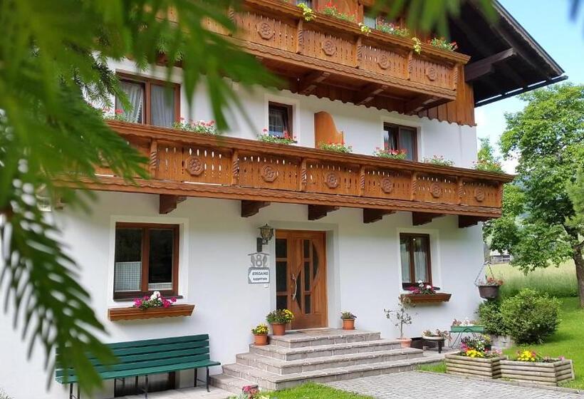 بنسيون Gästehaus Ortner