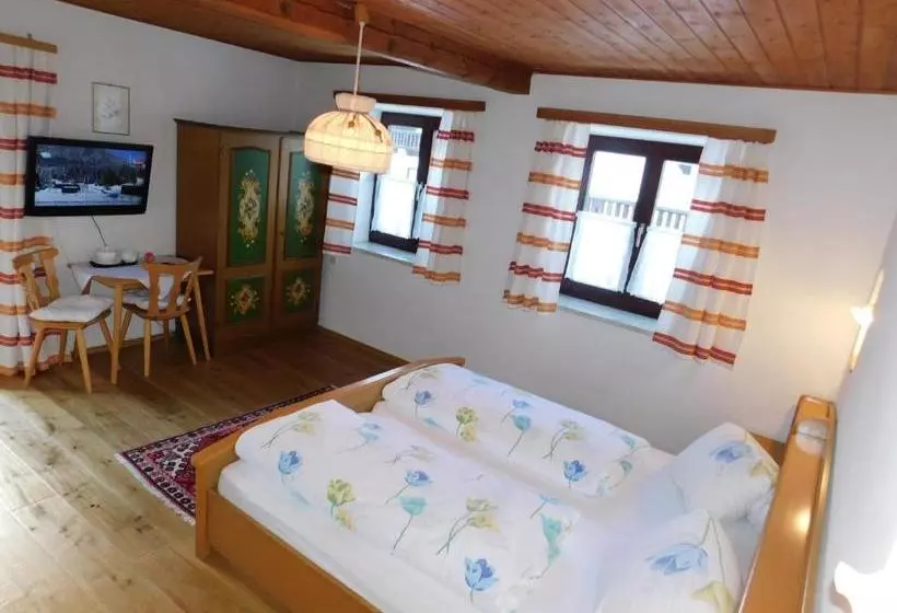 פנסיון Gästehaus Zugspitzblick