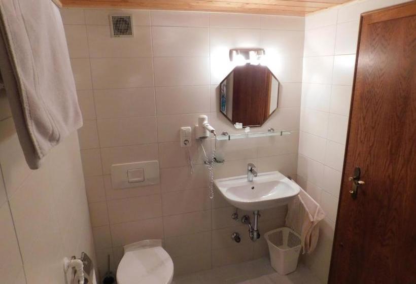 Пансион Gästehaus Zugspitzblick