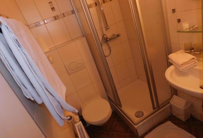 Пансион Gästehaus Zugspitzblick