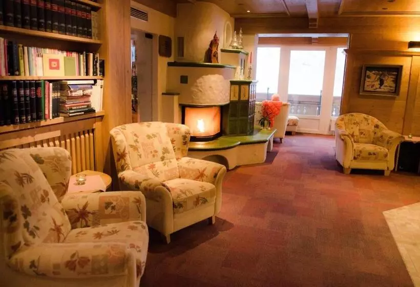 Alpin Panoramahotel Lärchenhof