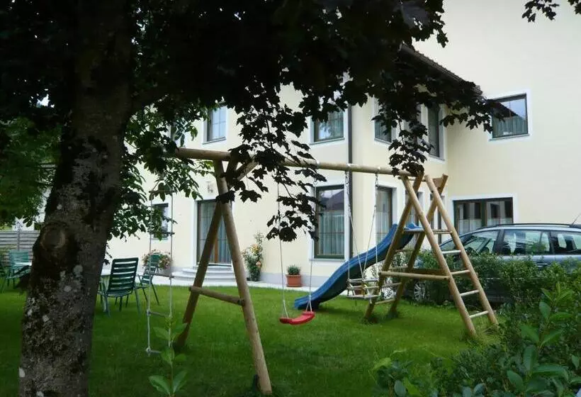 住宿加早餐 Pension Wörndl