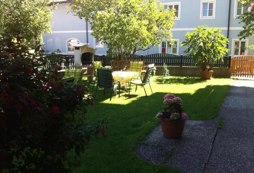 住宿加早餐 Pension Wörndl