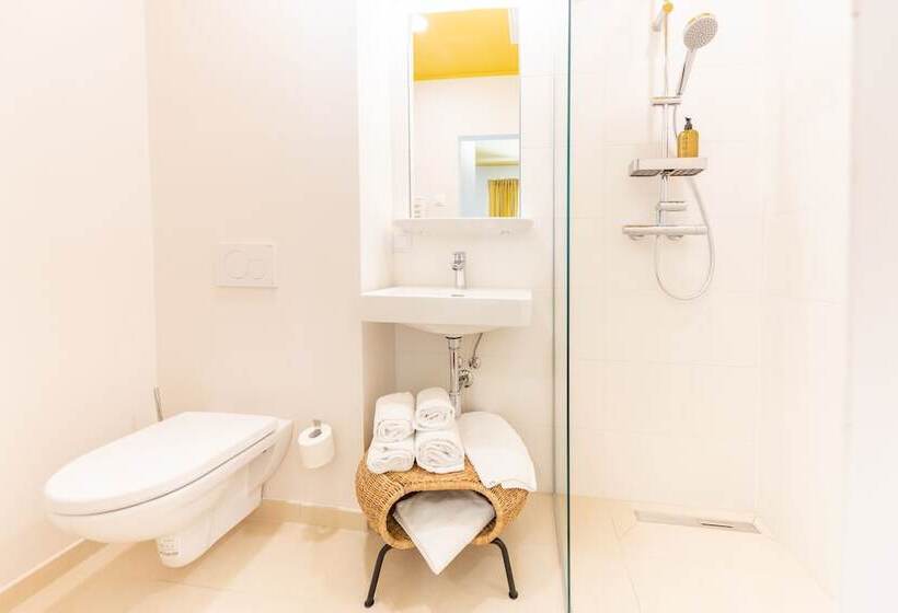 Boutiquehotel Caravella Velden By S4y