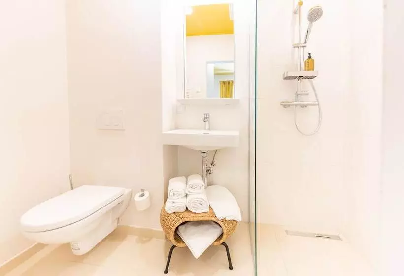 Boutiquehotel Caravella Velden By S4y