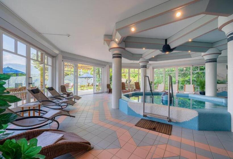 בית מלון כפרי Alexanderhof