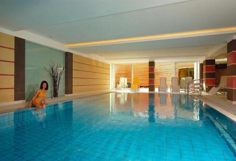 בית מלון כפרי Alia Appartements & Wellness