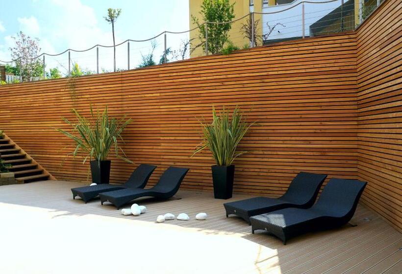 בית מלון כפרי Alia Appartements & Wellness