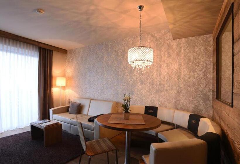 בית מלון כפרי Alia Appartements & Wellness