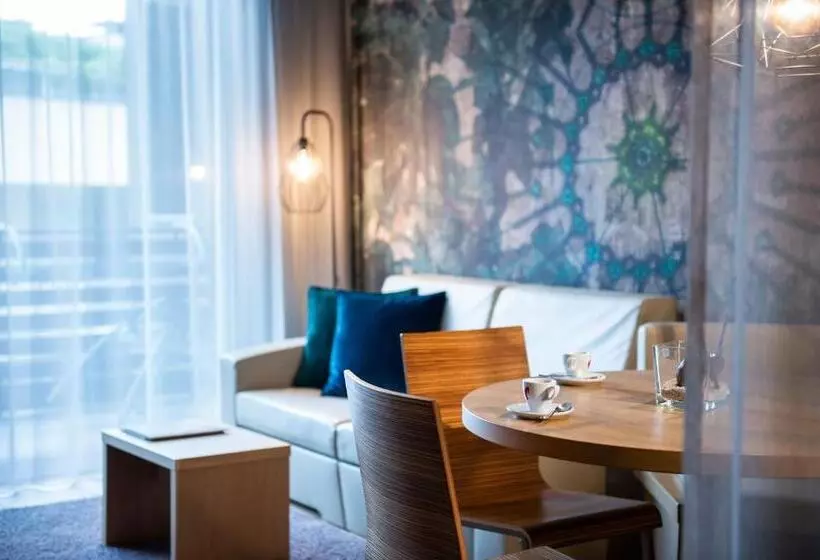 בית מלון כפרי Alia Appartements & Wellness