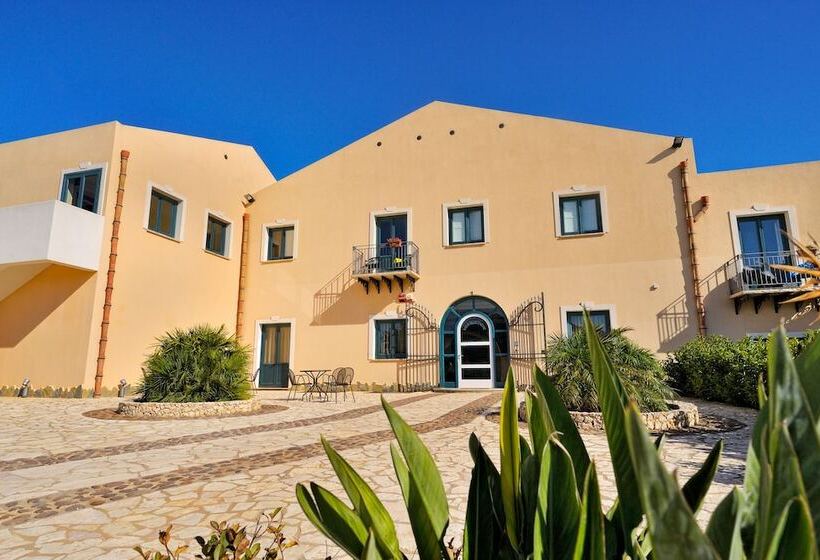 בית מלון כפרי Baglio Dello Zingaro