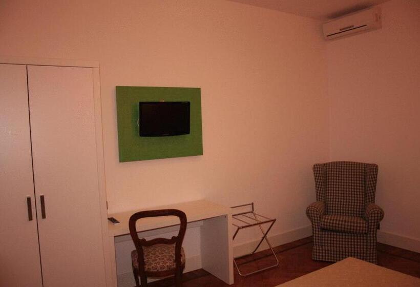 בית מלון כפרי Da Cesare