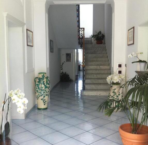 ホテル Excelsior Mare Suite