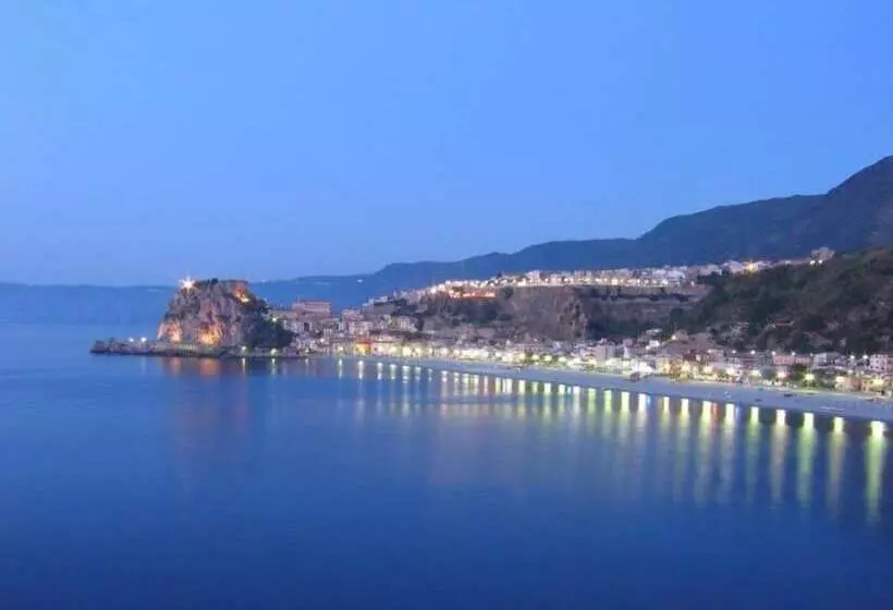 هتل Le Piccole Grotte