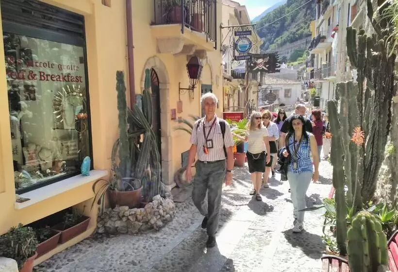 هتل Le Piccole Grotte