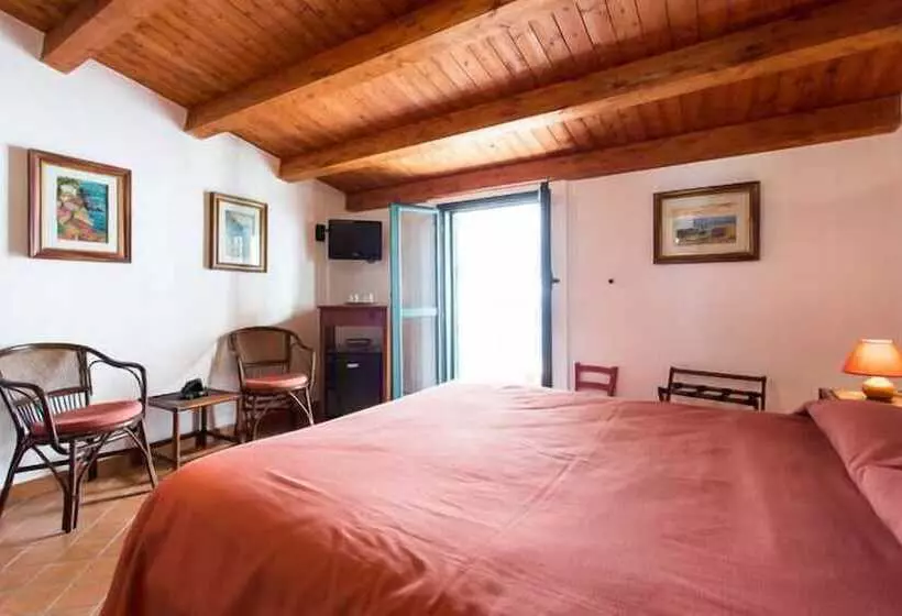 هتل Le Piccole Grotte