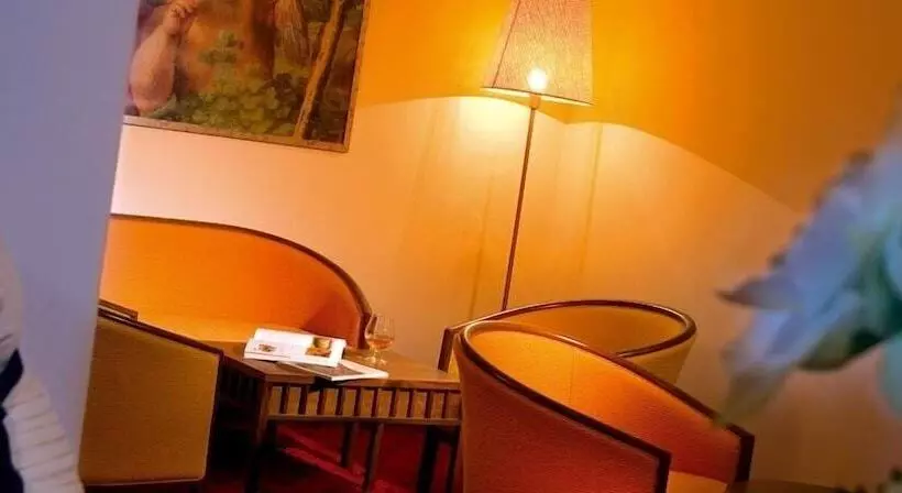 ホテル Millanderhof