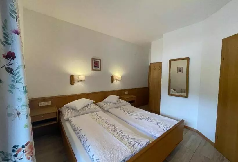 Отель Restaurant Pension Dorfwirt