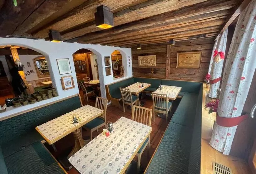 Отель Restaurant Pension Dorfwirt