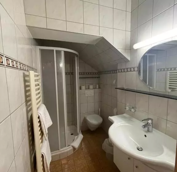 Отель Restaurant Pension Dorfwirt