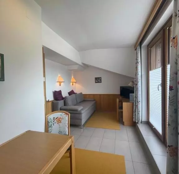 Отель Restaurant Pension Dorfwirt